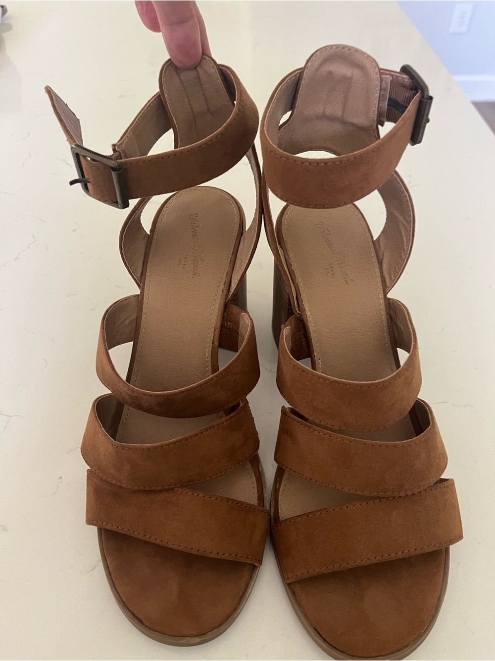 Universal Thread Tan Strappy Block Heel Sandals